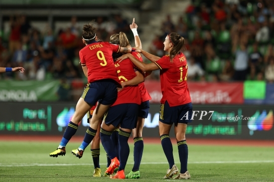 FOOTBALL - WOMEN - SPAIN V HUNGARY